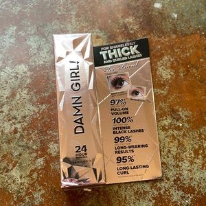 Too Faced Damn Girl! Mascara